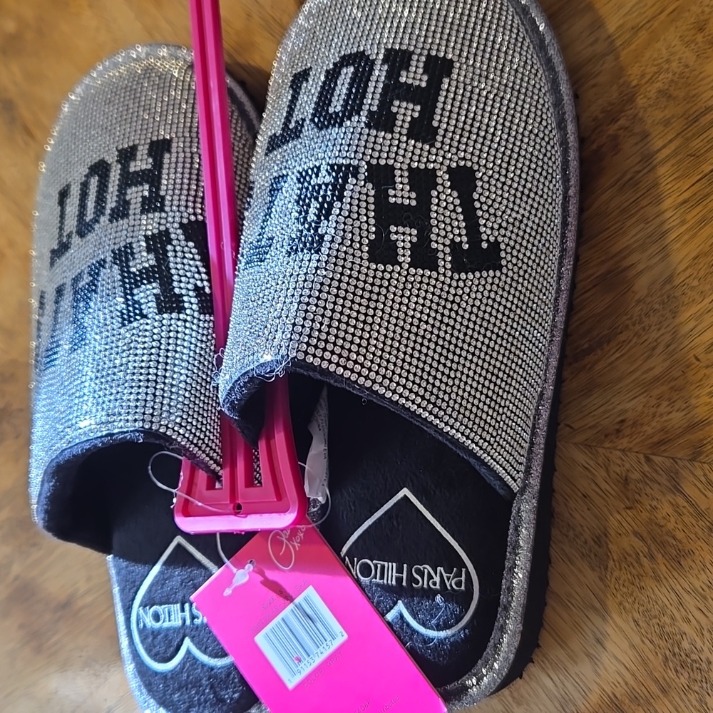 Paris Hilton Slipper In Size Small - Picture 5 of 8